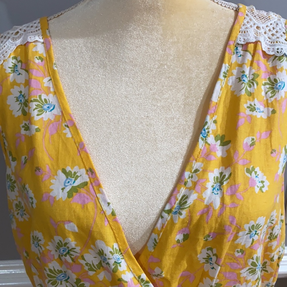 RACHEL ZOE Floral Print Plunge Neckline Blouse Size Small - Picture 6 of 11